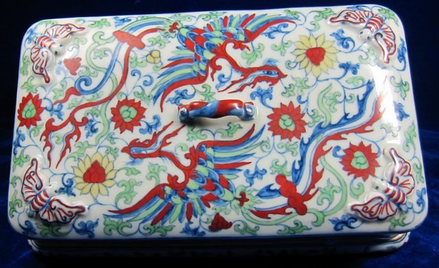 古藝閣大明成化年制斗彩龍紋墨盤（文房四寶） | Yahoo拍賣