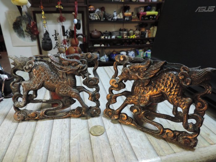 禎安丹雜藝~早期鎏金鑄銅鐵片麒麟鎏銅鏤空麒麟雕片壁掛鎖木掛立盤歲月