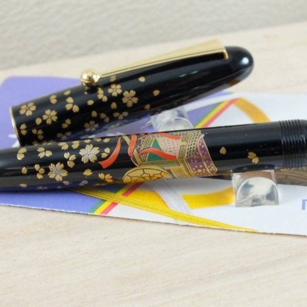 世界名筆交流】罕見Namiki 1993年御守(所)車蒔繪限量鋼筆*久齋大師繪製