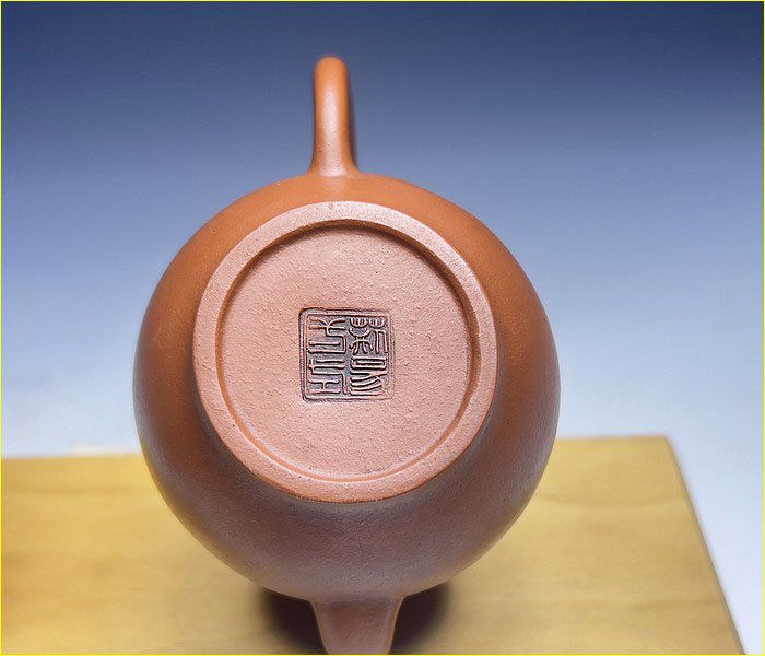 孤品清倉》M138早期小可愛宫燈壺朱泥【荊易壹式】單孔出水、約150cc