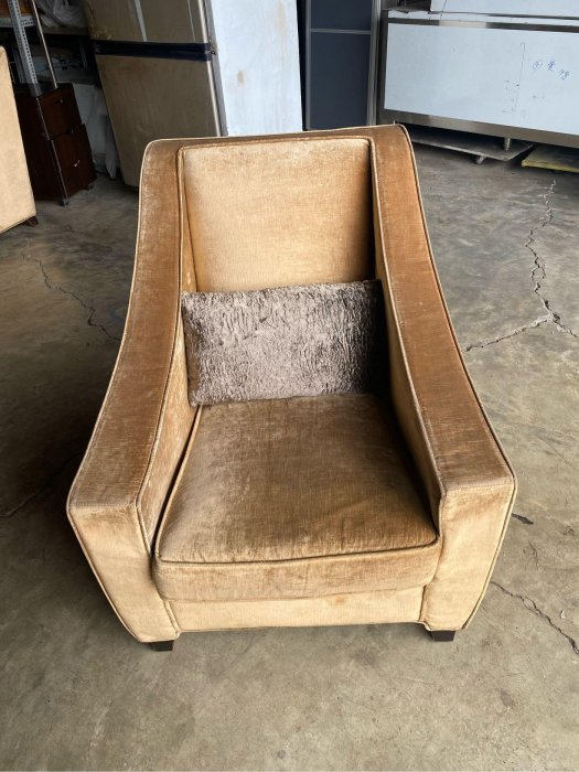 彰化二手貨中心(原線東路二手貨)--- 出租首選 單人沙發