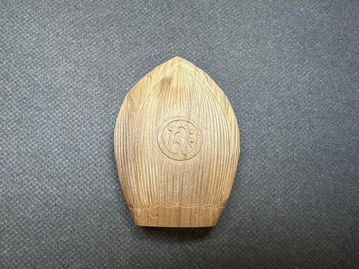 印度白檀木雕香合佛懷中佛佛教美術佛像古董木像木製佛教| Yahoo拍賣