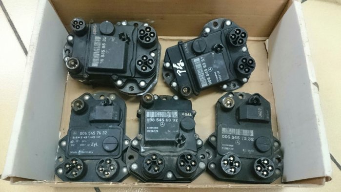 賓士  w124 w201 w126 點火放大器. 0065457532. 0065457632. 0055453232. 0055453032