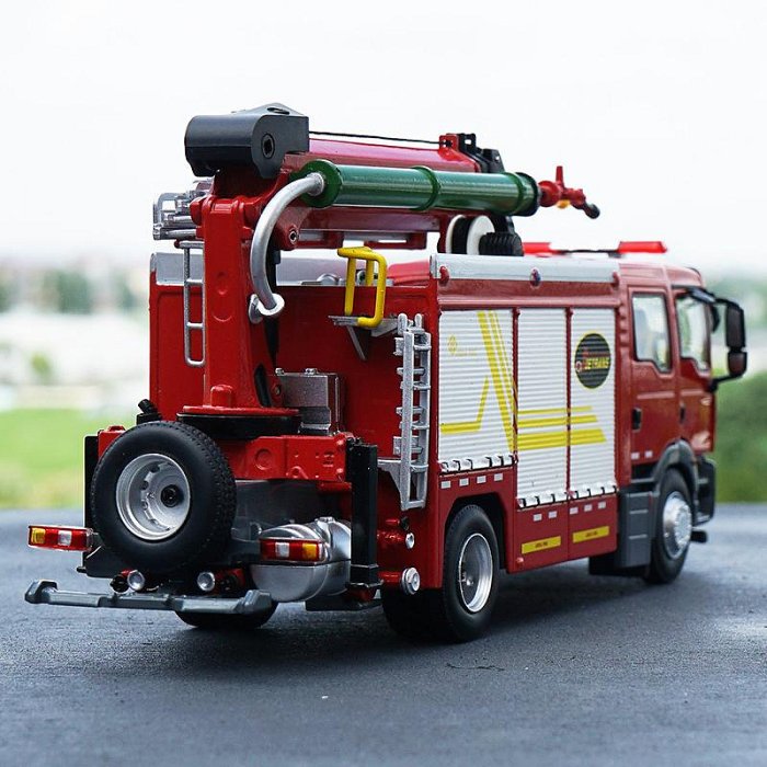 模型車原廠汽車模型1：43捷達消防MAN曼五十鈴泵浦消防車救援主戰汽車