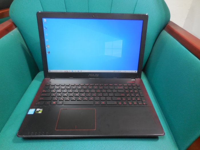 ASUS X550J 高效I5-4200H,8G/金士頓240G SSD. 獨顯GTX950M /FHD 15.6吋 新電池