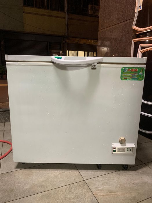 [中古] 瑞興 301 L 上掀式冷凍櫃 二手冰箱 中古冰箱 台中大里二手冰箱 台中大里中古冰箱 修理冰箱