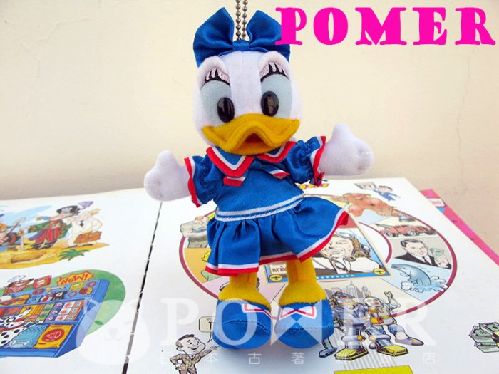 ☆POMER☆日本東京迪士尼樂園 絕版正品 Daisy 黛西 黛絲 藍色海洋學院風洋裝 娃娃玩偶 吊飾 安全別針 兩用款