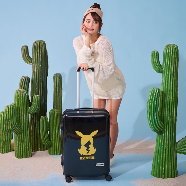 【OUTDOOR】寶可夢Pokemon聯名款 24吋 潮黑皮卡丘 旅行箱/行李箱-黑色 ODGO23F24BK