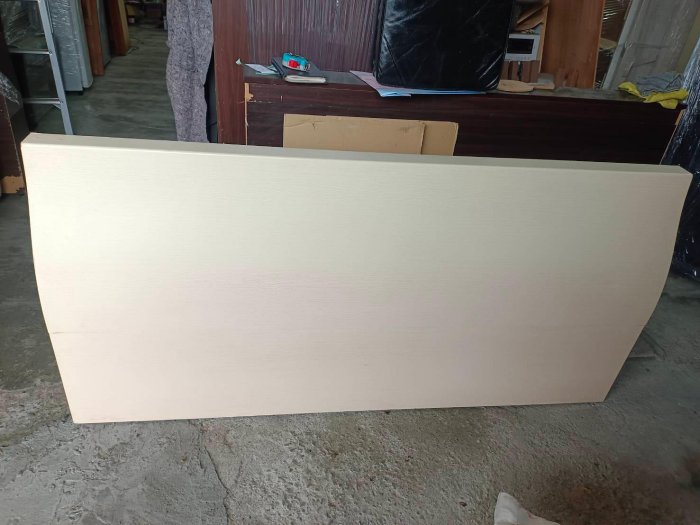【尚典中古家具】 黃橡色6呎典雅床頭板  中古*二手*床頭板*床板*雙人床頭板*木床頭板*6呎床頭板