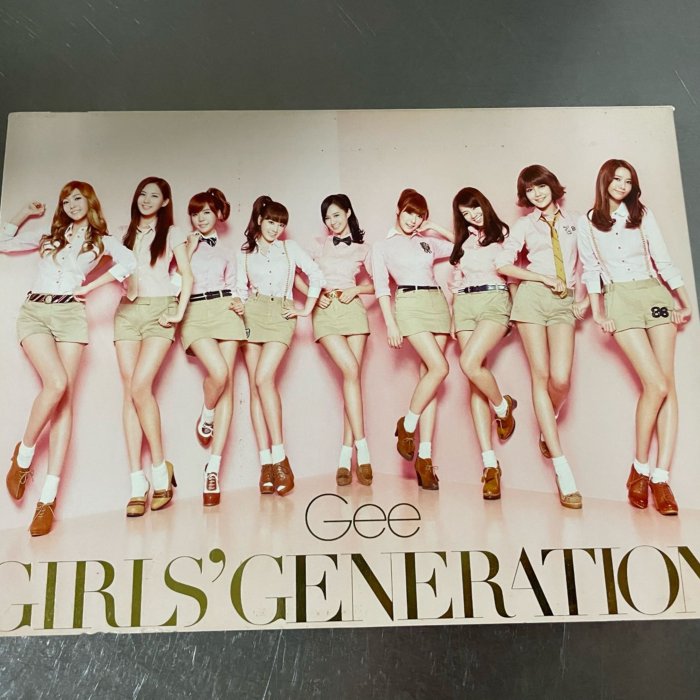 少女時代Girls Gernation - Gee 專輯完全初回限定豪華盤～二手CD+DVD