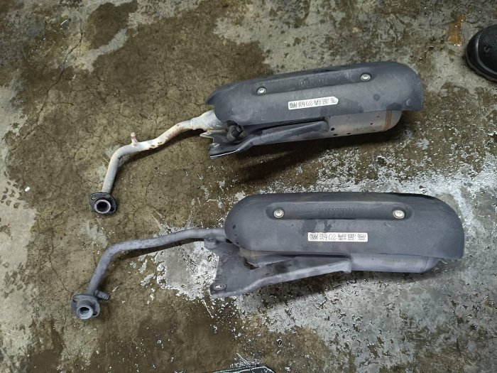 達成拍賣 山葉 VINO 四行程 噴射 化油 排氣管 另有零件車 全車拆賣 零件眾多 逐一報價 歡迎詢問