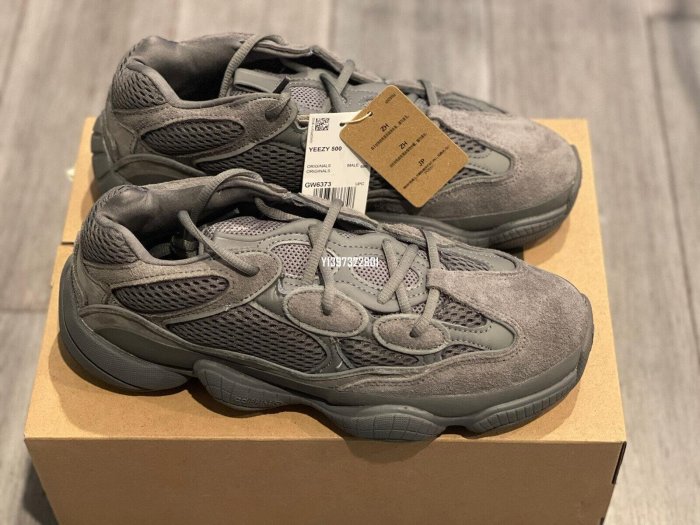 adidas gazelle silver green womens Adidas Yeezy 500 'Utility Black'