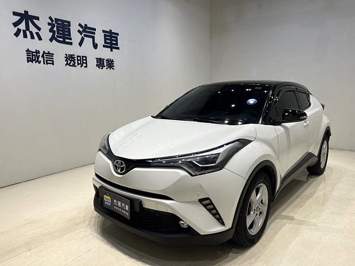 【杰運台北】 2019 Toyota C-HR 豪華 免鑰匙啟動車門鎖 盲點偵測