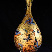 阿威的藏寶箱*【瓷器台華窯--鎏金金雕花瓶高34公分臺華窯外雕為純黃金 阿威的藏寶箱*【瓷器台華窯--鎏金金雕花瓶高34公分臺華窯外雕為純黃金