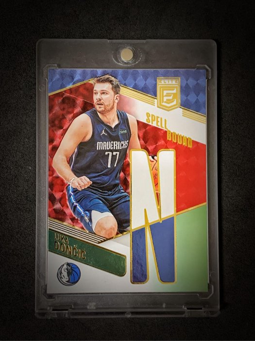 Luka Doncic 2023 Donruss Elite SPELL BOUND 亞洲限定紅寶字母”N”特卡