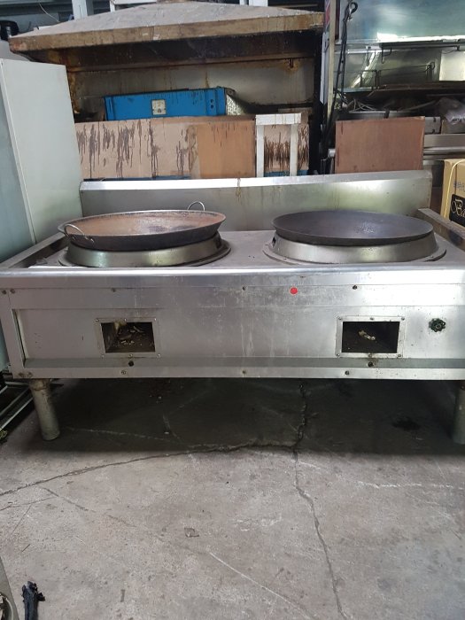 【泰裕二手貨餐具行】中古雙口快速爐大鼎用炒菜台(另有工作台攤車水槽)