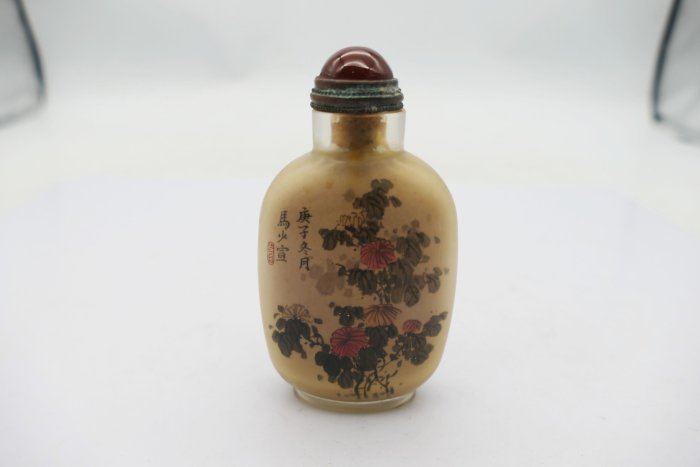 馬少宣 虎鼻煙壺 馬少宣作水晶內繪黃忠鼻煙壺-宇珍國際藝術| Yu Jen Taipei壺裏