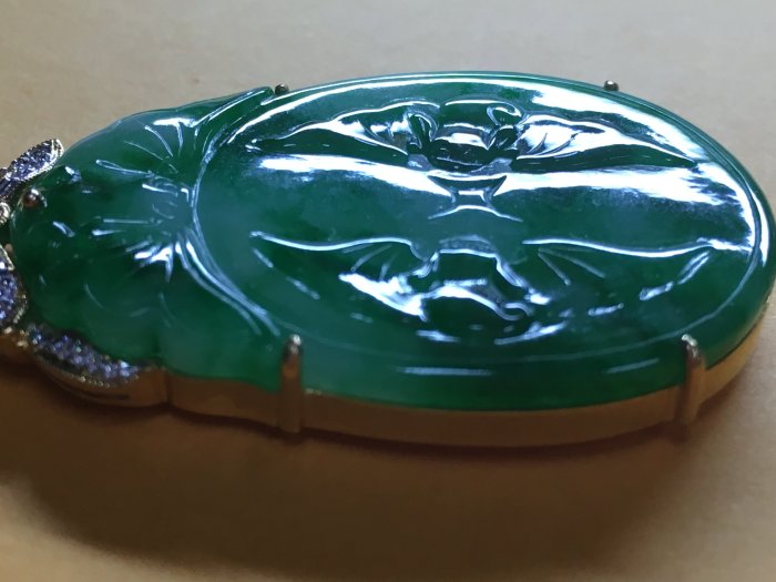 天寶流當品___天然A貨翡翠墜___附鑑定書__