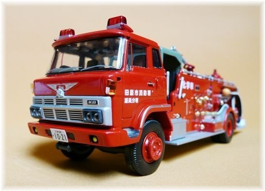 LV-N36a 日野 KB324型 化学消防車 （田原市消防署渥美分署） 日野 KB324型 化学消防車 田原市消防署（77年式）LV-N36（a）トミカ