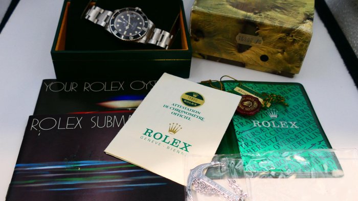 【美好時光】膏藥面黑水鬼1983年份ROLEX勞力士16800超完整大全套 ( 1680 5513 16800 1665 參考)