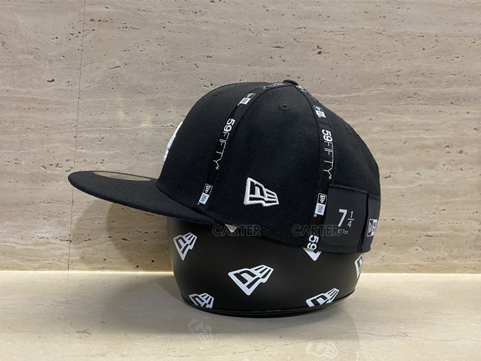 超激レア★新品★ニューエラ★59FIFTY★LAドジャース★INSIDE OUT 59FIFTY MLB Upside Down ロサンゼルス・ドジャース ダーク