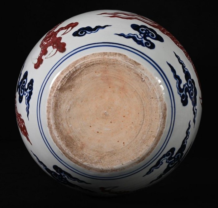 大明宣德年制青花釉里紅龍紋天球瓶，高43×33厘米【上元雅玩堂