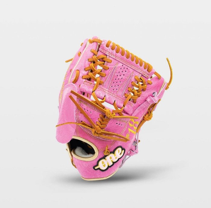 貳拾肆棒球--2024日本帶回母親節限定松坂大輔式樣硬式投手手套ONE