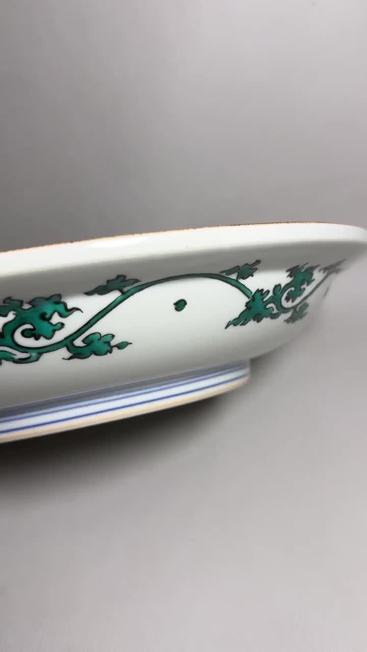 九谷焼　中島珠光作　色絵布袋の図　花瓶 古玩輕鬆拍】老日本九谷焼中島珠光作色繪布袋図七福神-布袋佛底藤文飾