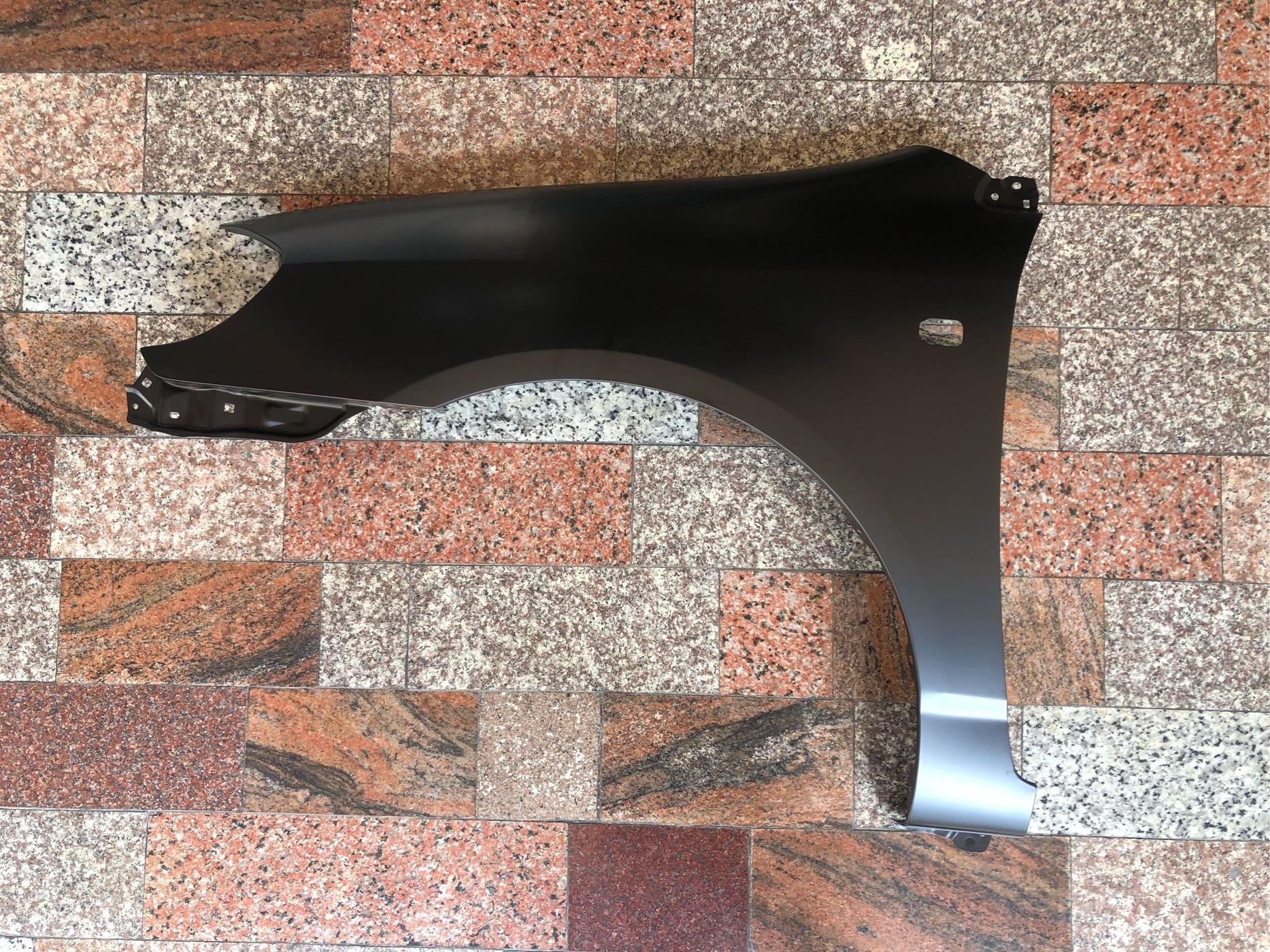 TOYOTA系列~ALTIS-01~07 全新前葉子板...另有VIOS CAMRY WISH YARIS EXSIOR RAV4