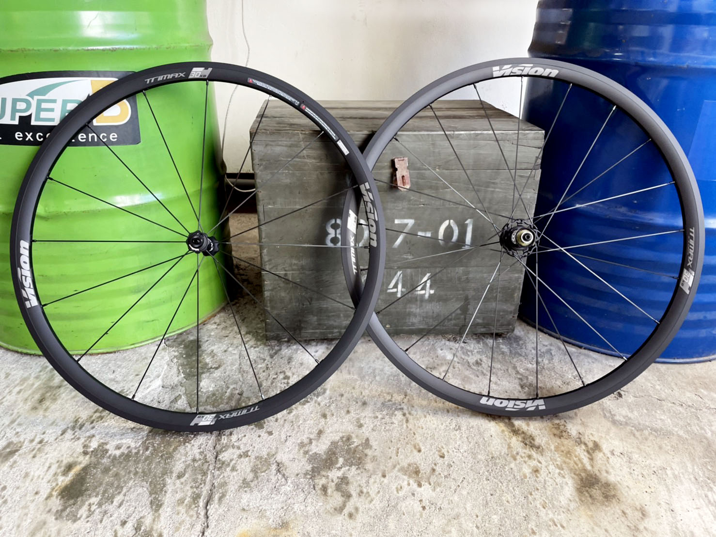 自転車本体 vision trimax 30 TriMax 30 Disc: a special story in the Gulf of Naples | Vision
