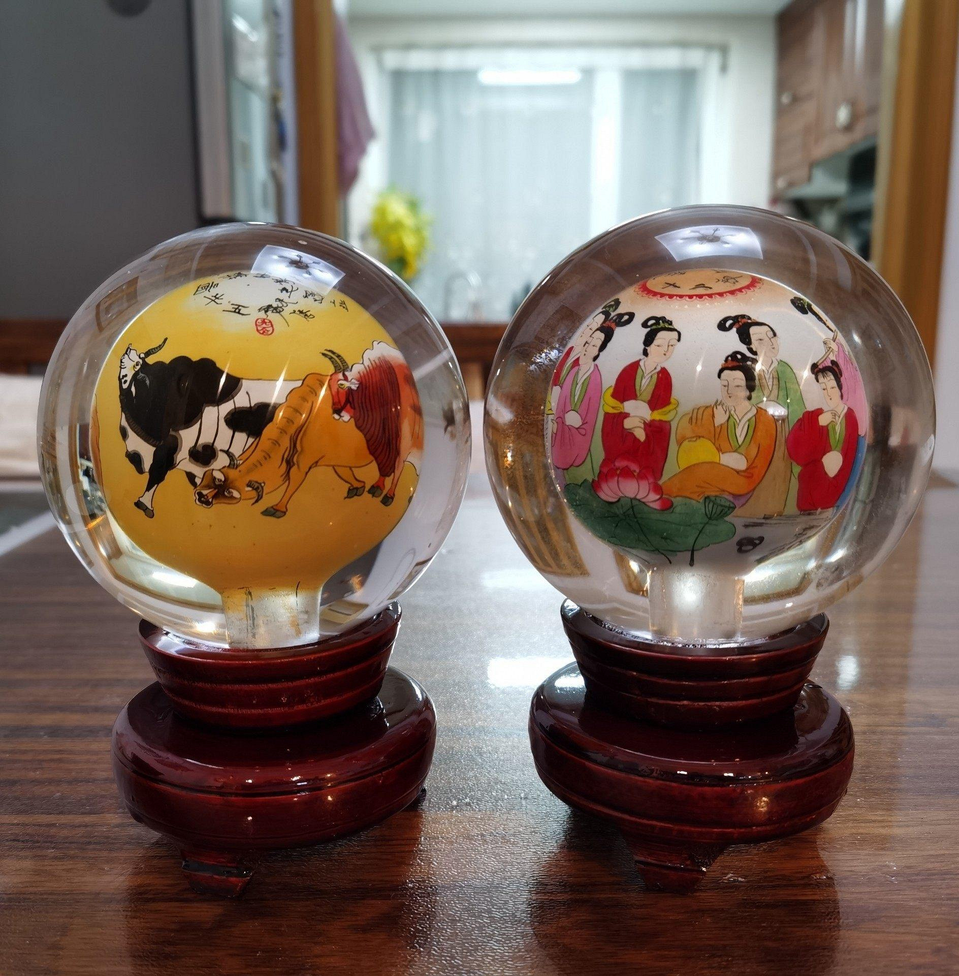 嚴選80年代中國產內繪水晶球，牛皮全品收藏，倒水美觀，杯徑11cm高16cm
