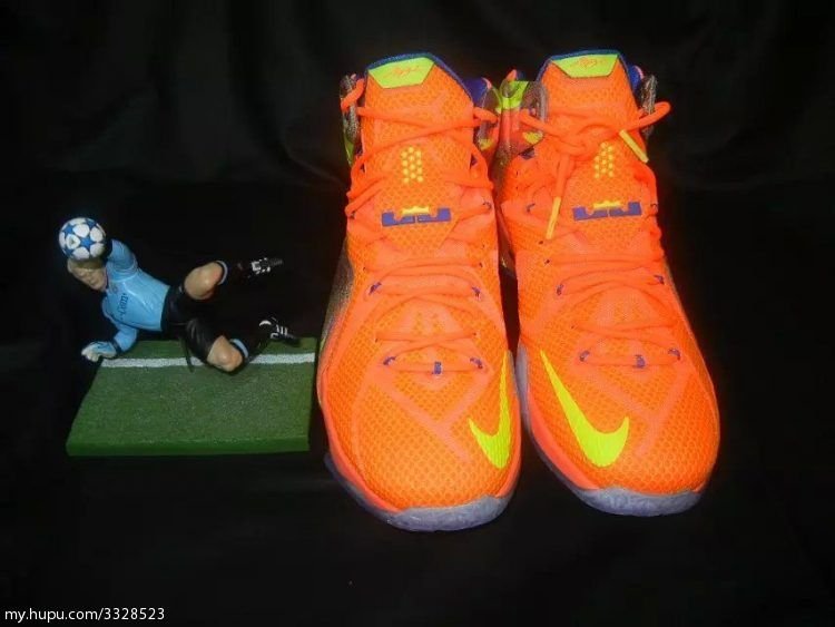 NIKE Lebron 12 LBJ12 双螺旋 針灸 707781-870