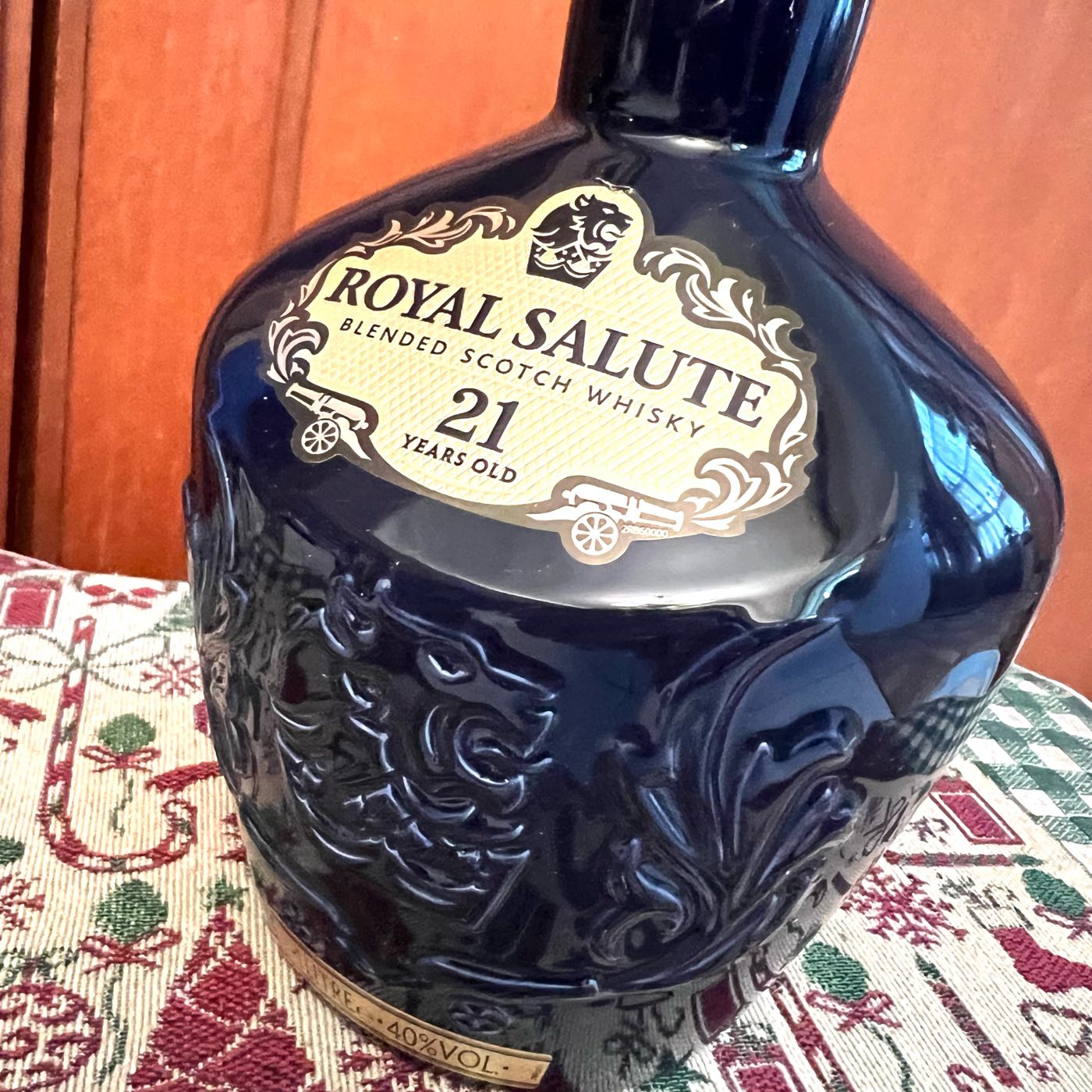 ロイヤルサルート38年 ロイヤルサルート38年(ROYAL SALUTE 38years