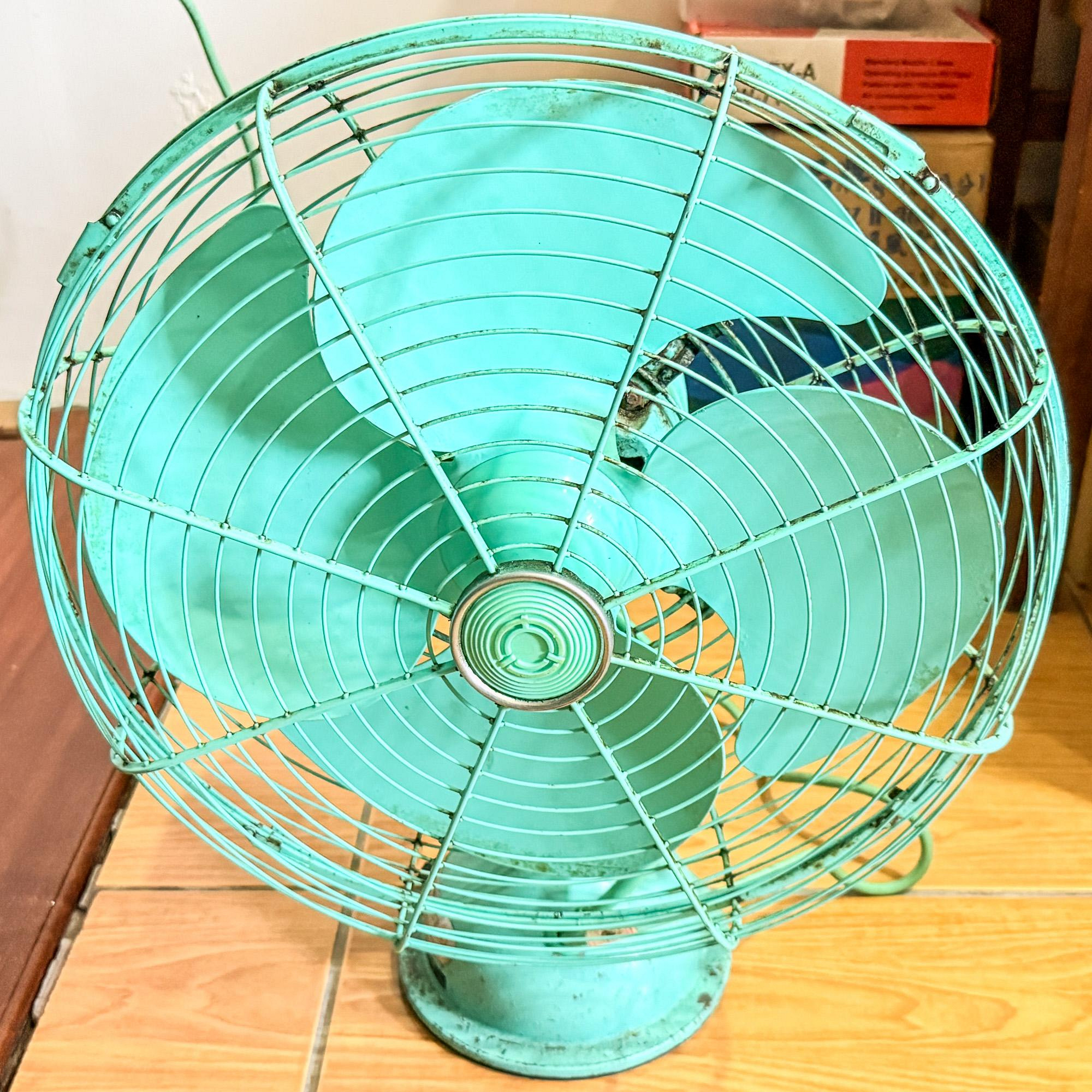 二手早期老舊古董稀少絕版老件老品收藏 功能正常 大同電扇 SA-14A 桌上型電風扇 35cm 復古懷舊風擺件