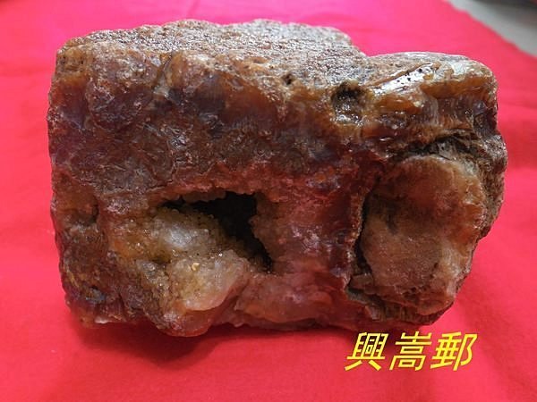 興嵩郵}玻璃種天然有晶洞的黃龍玉原礦5.6公斤.硬度7.凍蠟可透光至石心