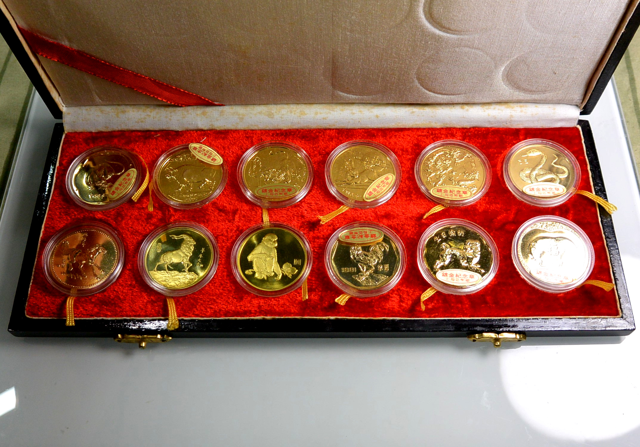 中國十二生肖鍍金紀念章上海造幣廠附原盒| Yahoo拍賣