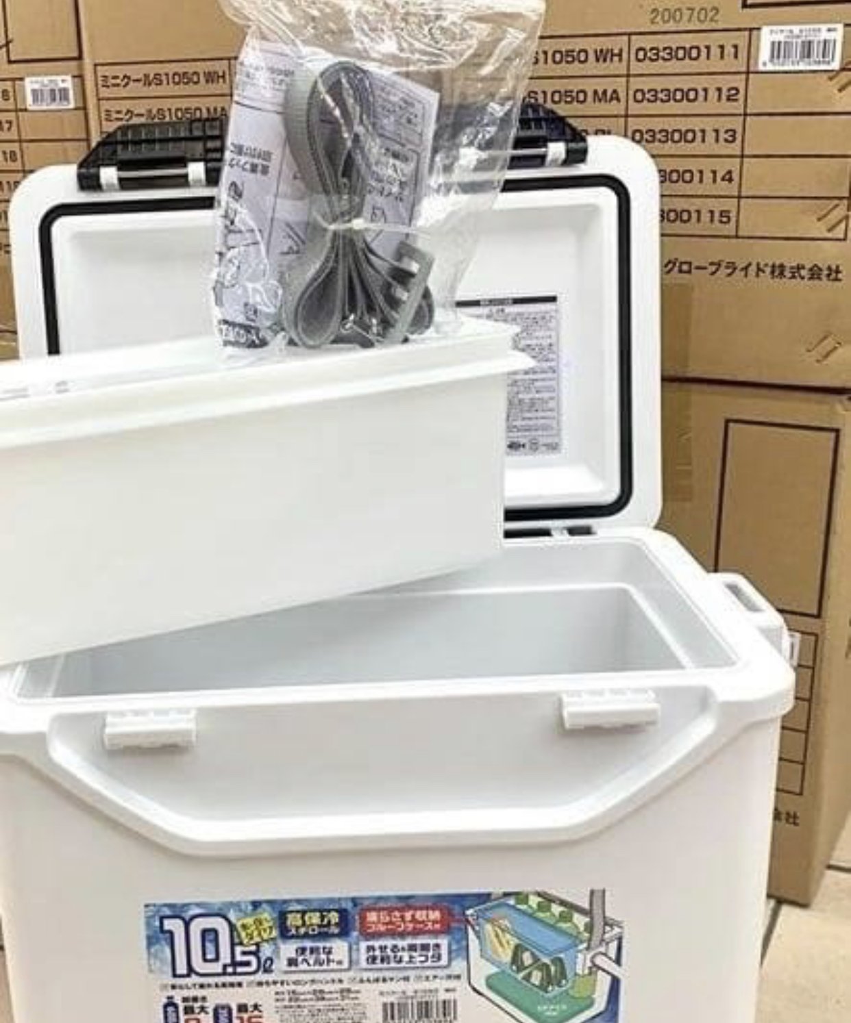 Daiwa Mini Cool Cooler Box - Small 10.5L Styrofoam Cooler For Lunch & Drinks (White) - View #4