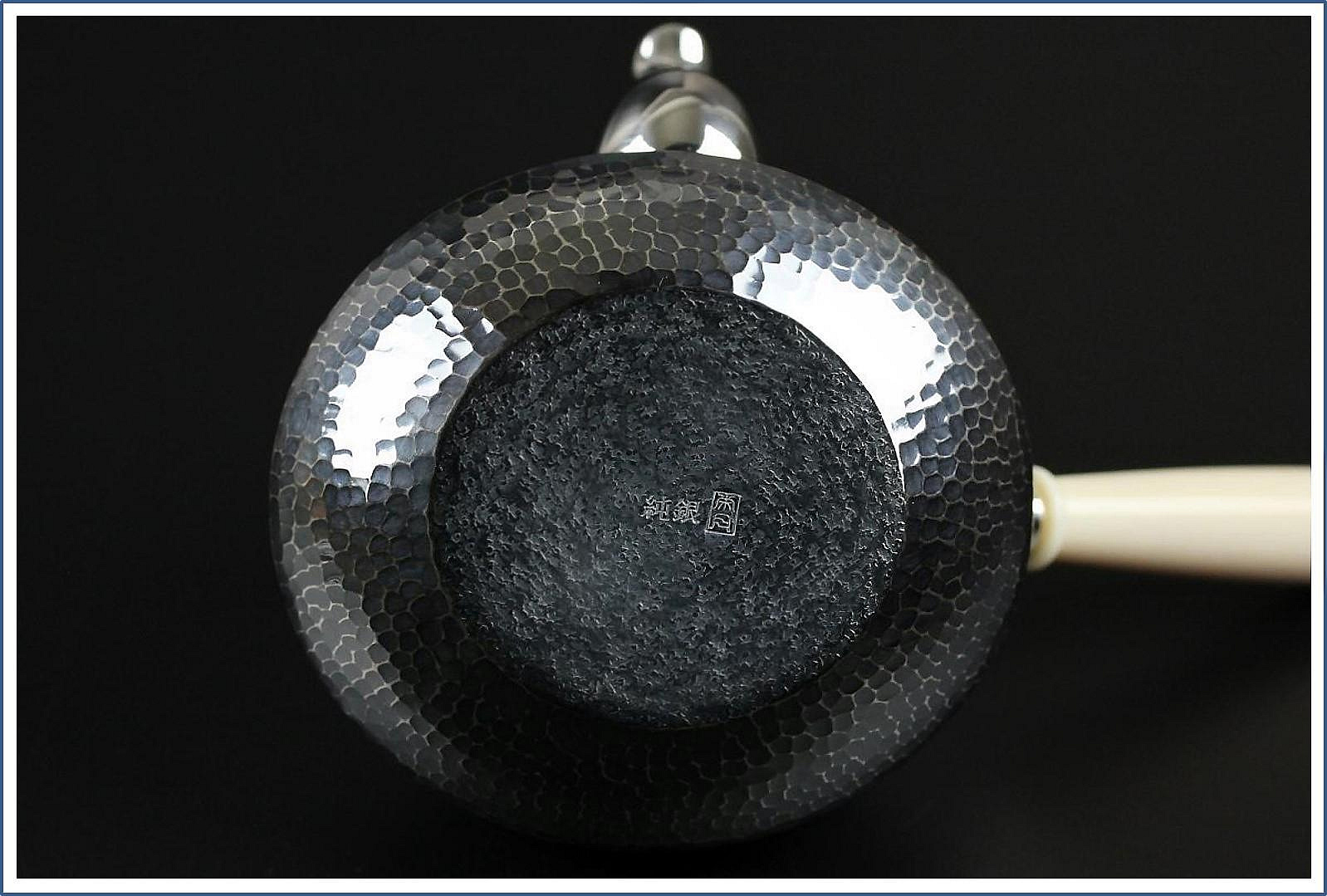 勇福堂》】日本茶道具－森川榮月造【純銀釜型鎚目、花摘側把銀壺（急須