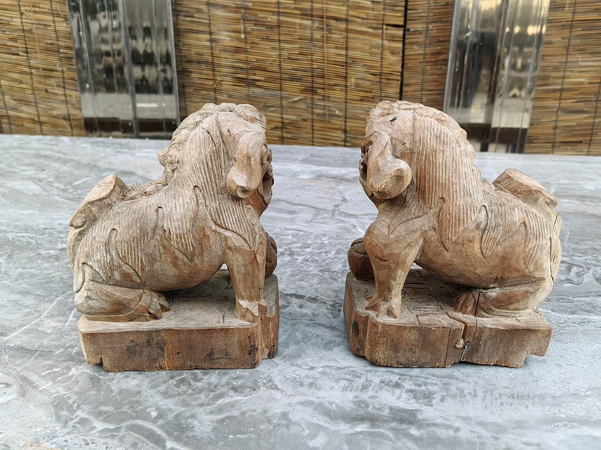 嚴選清代木製獅子雕像長寬高13.5x8x16.8 老木頭手工雕琢獅子擺設收藏品