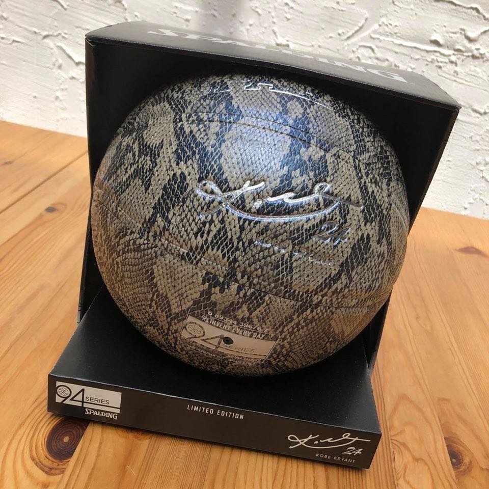 美國Kobe Bryant X SPALDING 籃球黑曼巴紀念蛇紋灰紫94 獨家| Yahoo拍賣