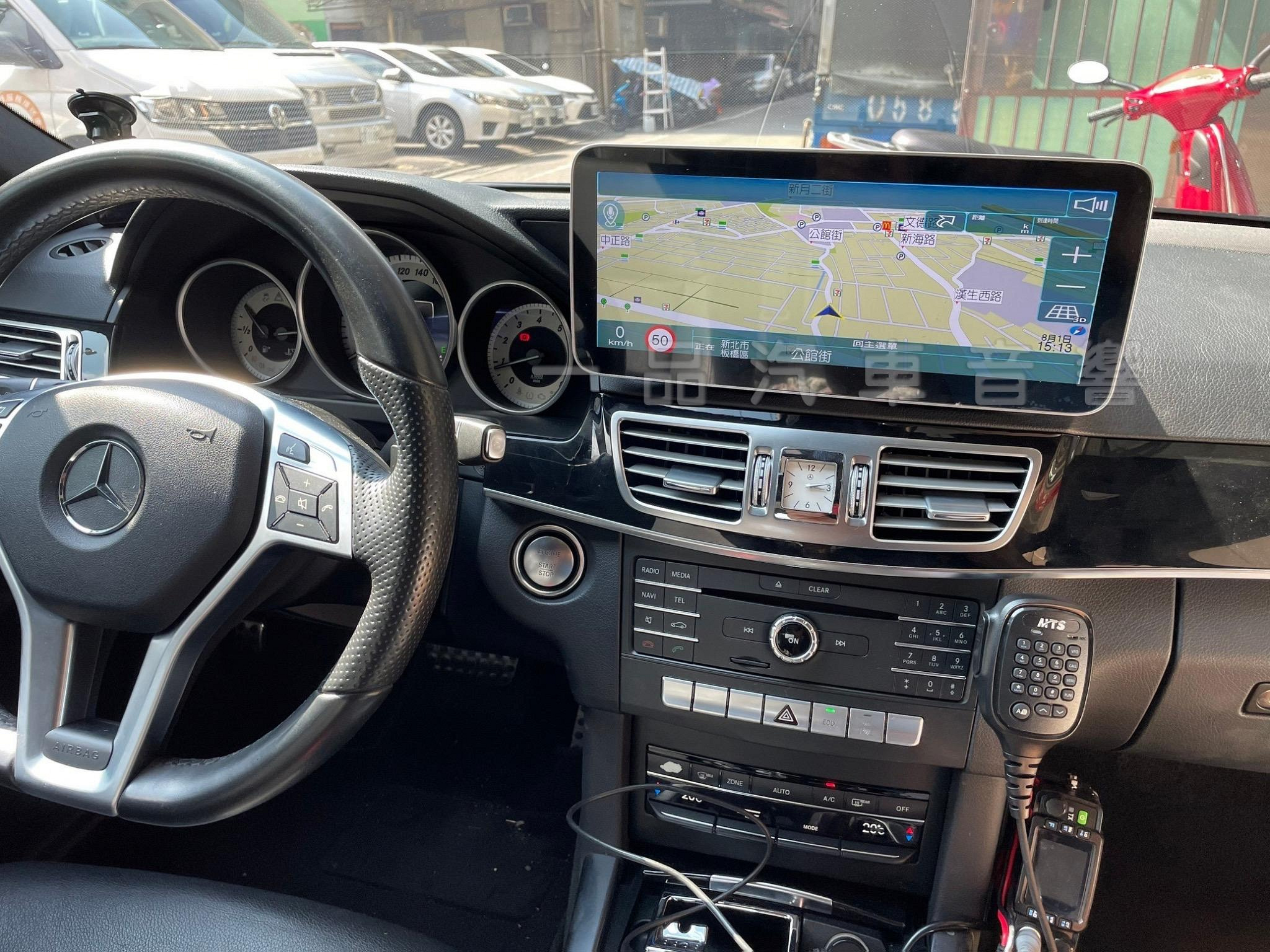 賓士 W212 S212 12.3吋8核心安卓機 正版導航 網路電視E200 E250 E300 E350