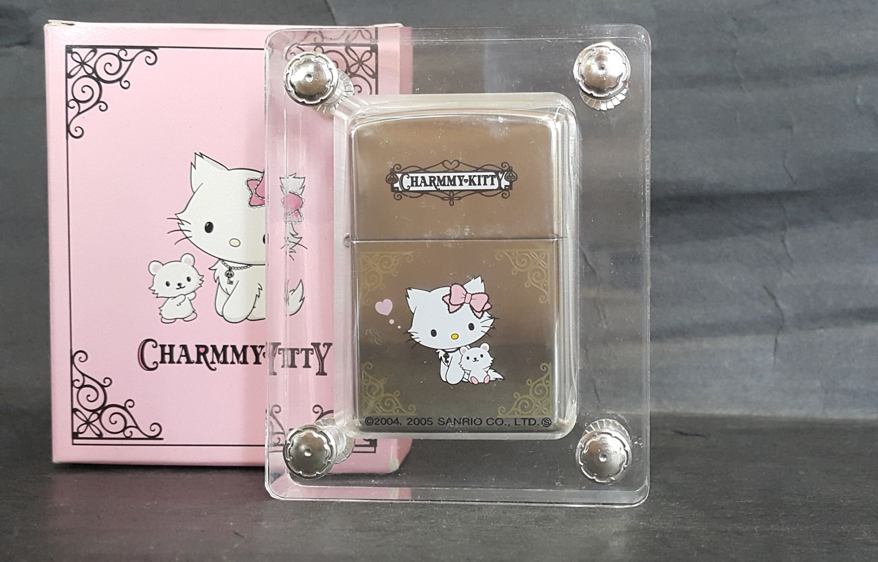 日系*ZIPPO*HELLO KITTY-2005《恰咪KITTY 日系*ZIPPO*HELLO KITTY-2005《恰咪KITTY
