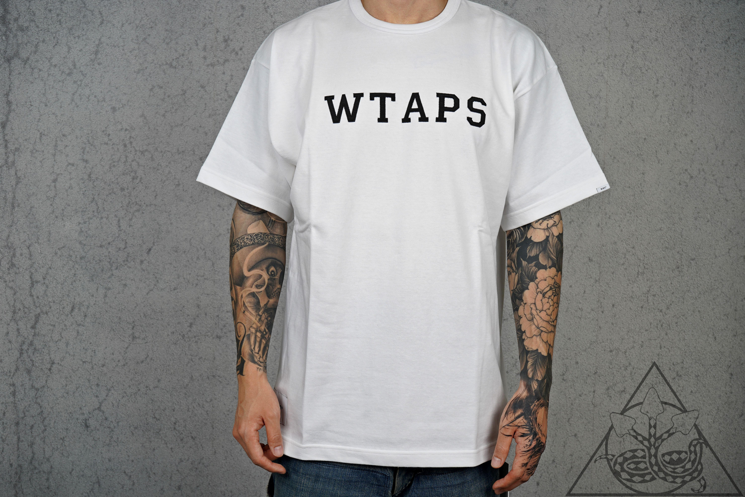 HYDRA】Wtaps Academy Cotton College 刺繡字體短T【241ATDT-CSM21