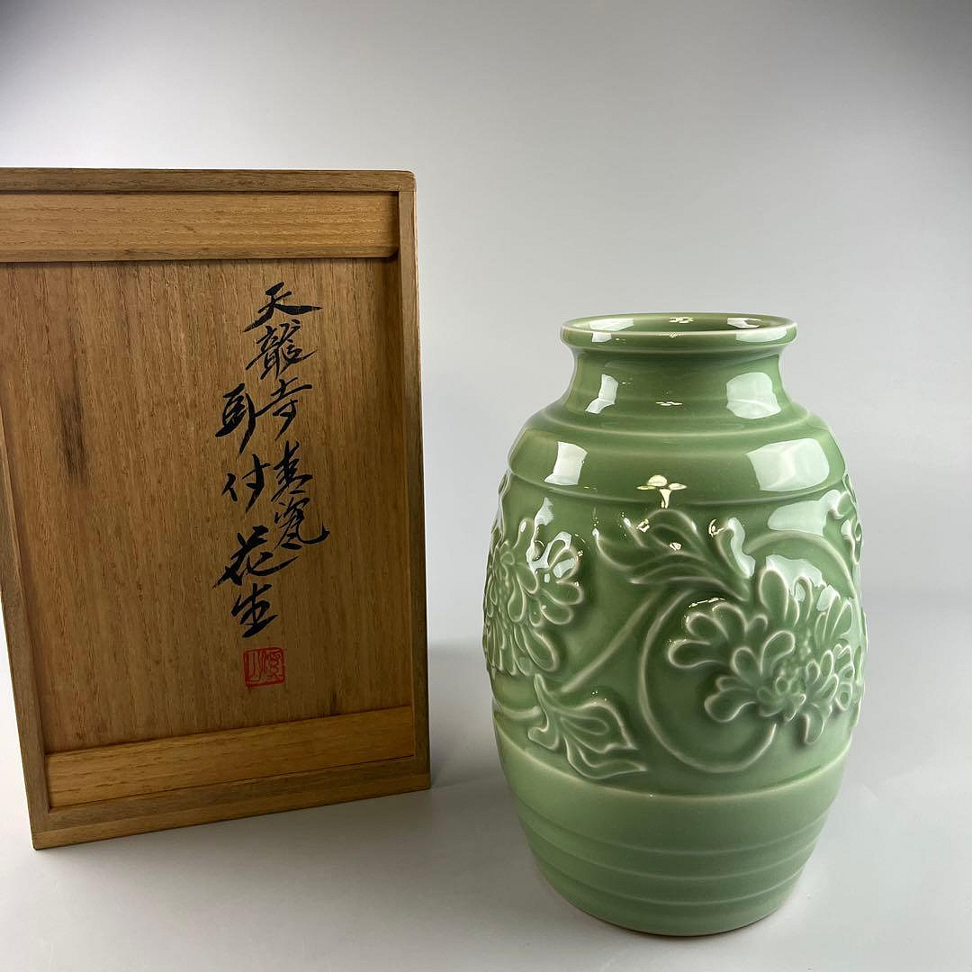加藤溪山天龍寺青瓷青釉青磁陶磁器古美術花瓶壺共箱| Yahoo拍賣