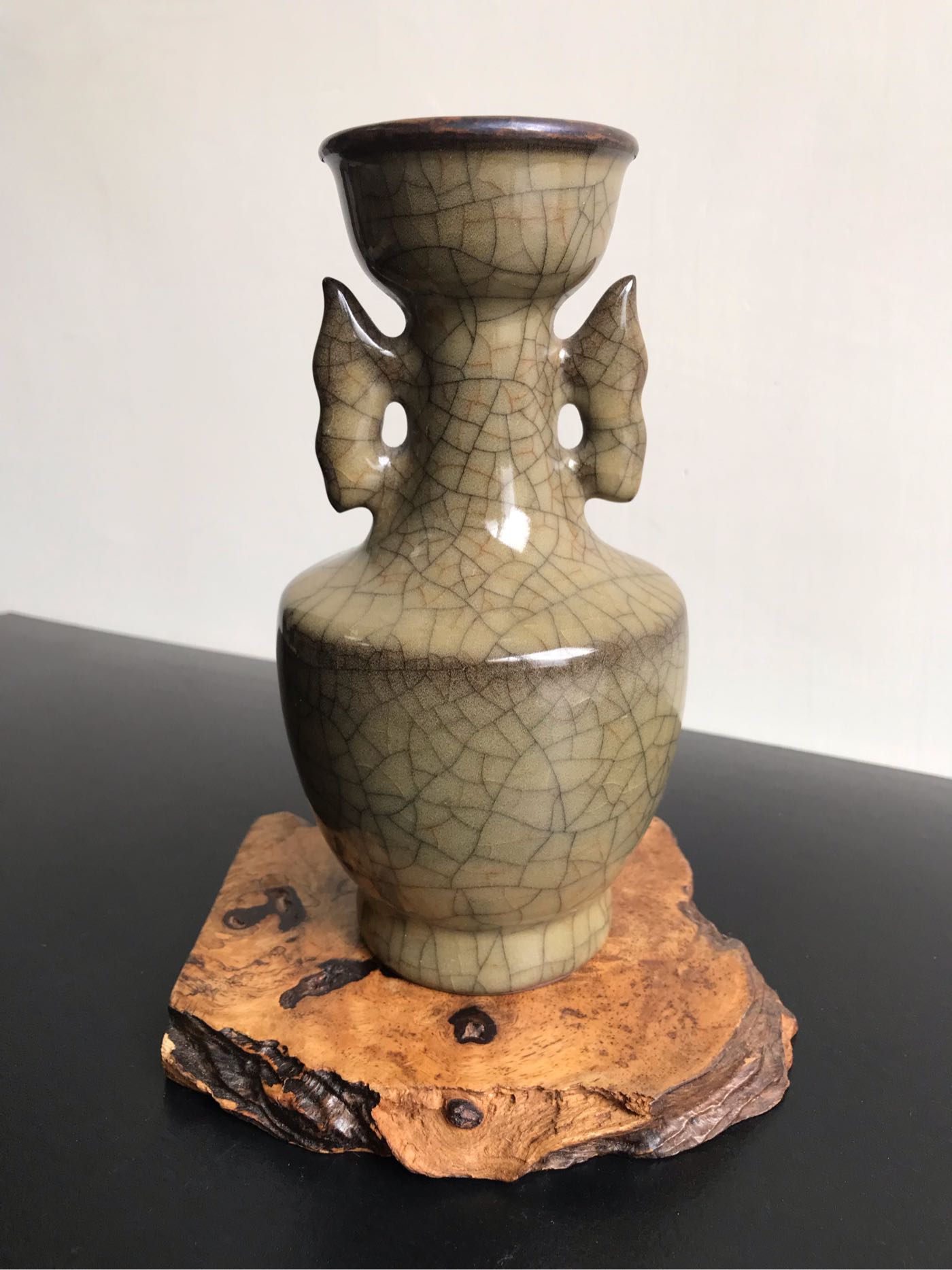 中国　哥窯　金絲鉄線　氷裂文　双耳瓶　C　7365E 中国 哥窯 金絲鉄線 氷裂文 双耳瓶 C 7365E （中国 哥窯 青磁 金