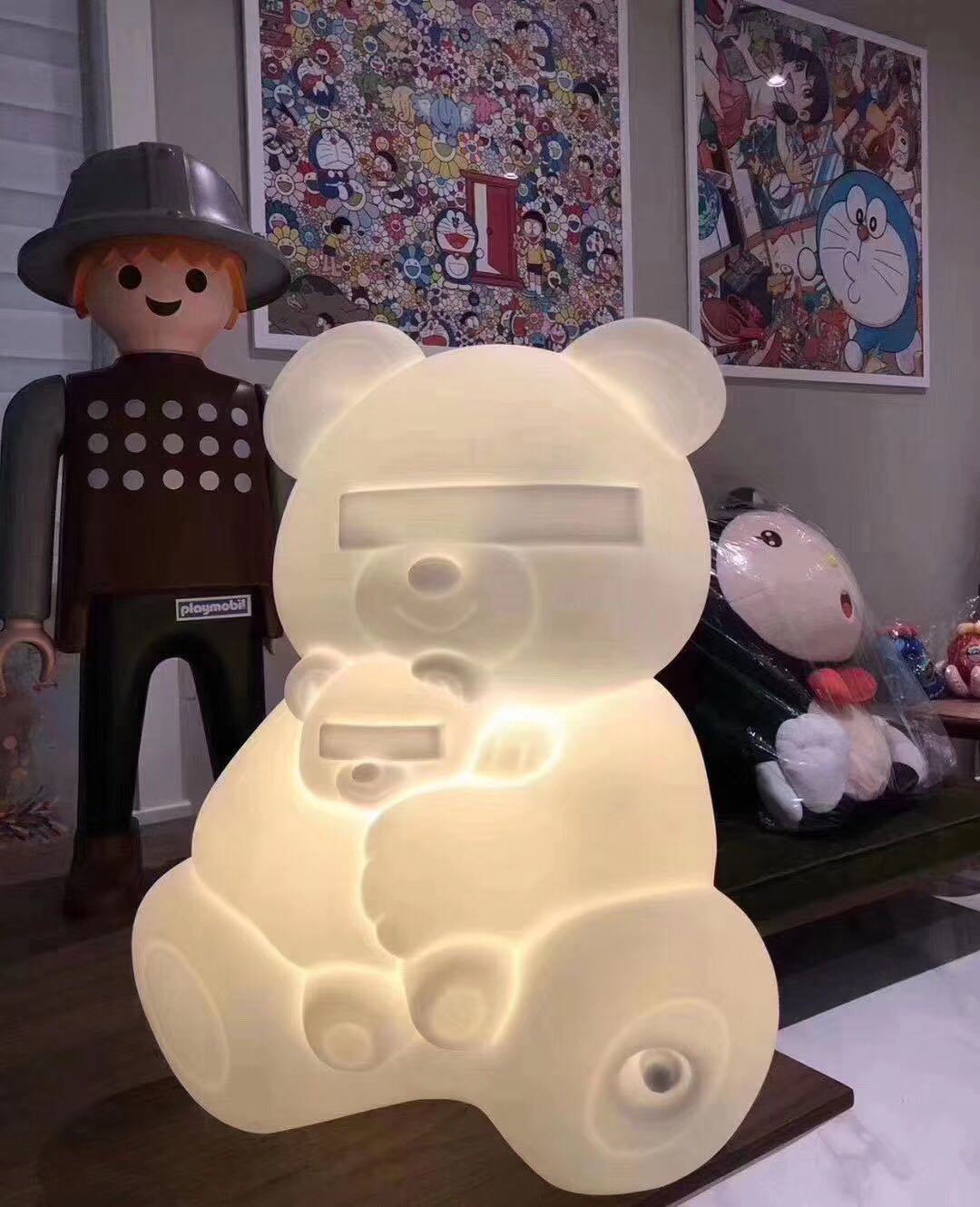 全新日本限定MEDICOM TOY X UNDERCOVER BEAR FLOOR LAMP 熊燈可