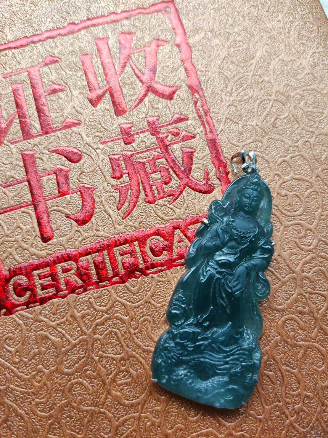 天然玻璃種藍水翡翠/18k鑲御龍觀音/大師件/附收藏證書及台灣鑑定書