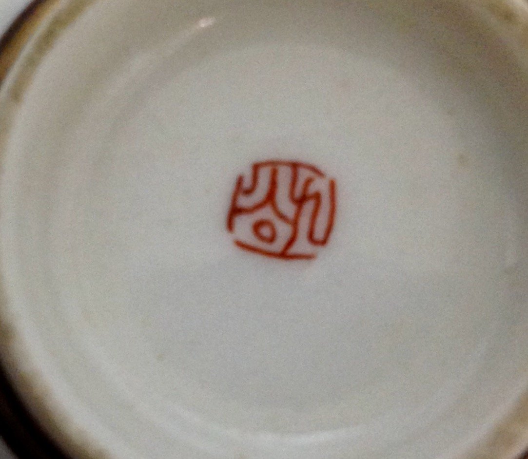 283f8285-a6af-4c93-94e8-