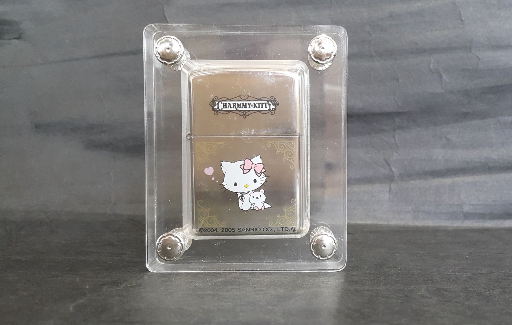 日系*ZIPPO*HELLO KITTY-2005《恰咪KITTY 日系*ZIPPO*HELLO KITTY-2005《恰咪KITTY