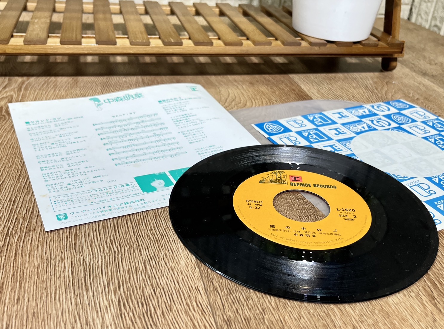 JP.com】日版7吋EP 黑膠唱片45RPM 單曲中森明菜セカンド・ラブ